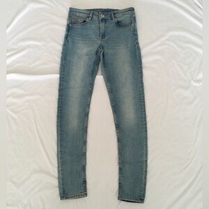 H&M Light blue skinny jeans